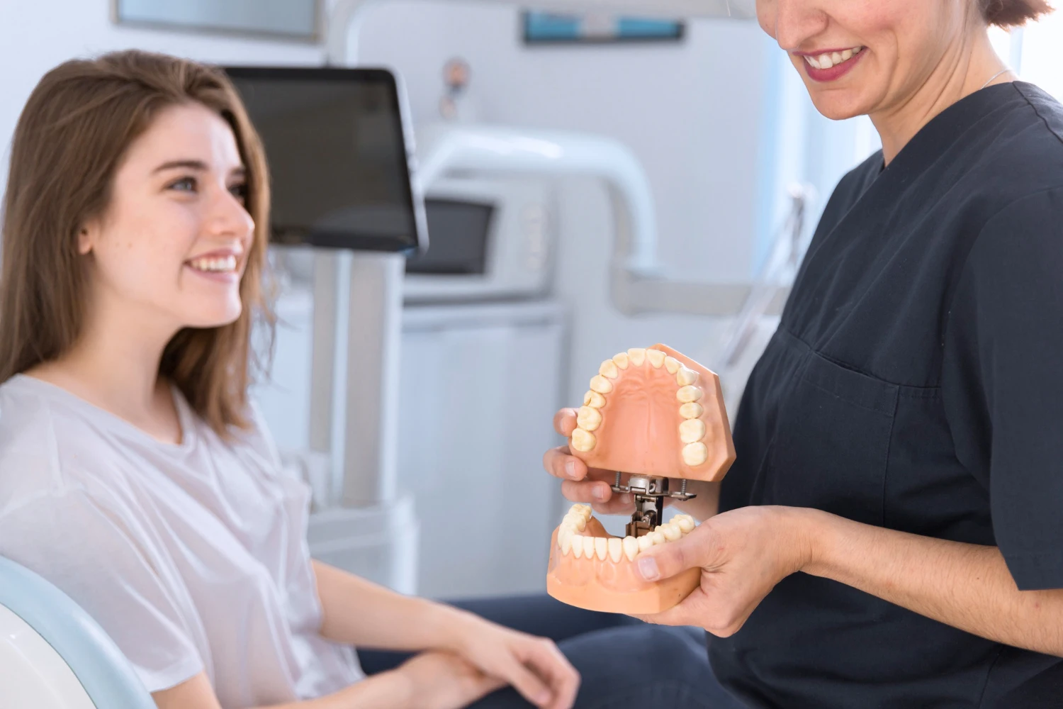 dental implants in dubai